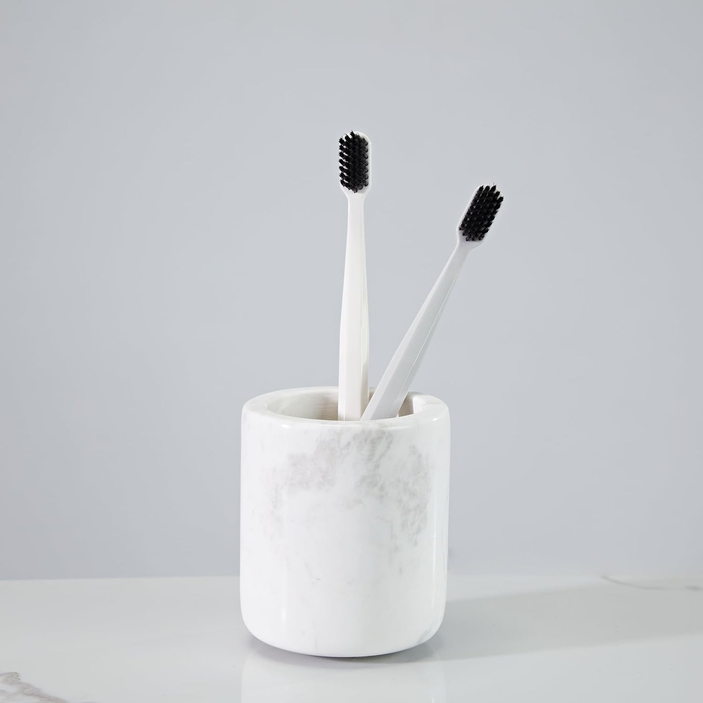 Natural White Marble Toothbrush Holder for Bathroom, Mordern Organic White Marble Toothbrush Cup, Luxury Texture Razor Holder, Razor Organizer for Dressing Table, Countertop, Hotel