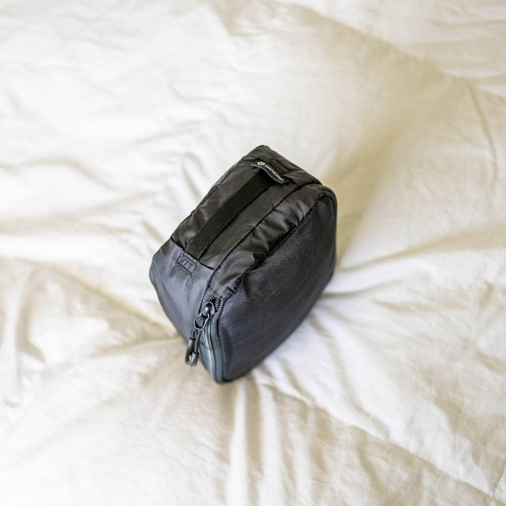 WANDRD Packing Cubes - Medium Packing Cubes for Travel - Suitcase and Luggage Organization and Travel Essentials (Black)