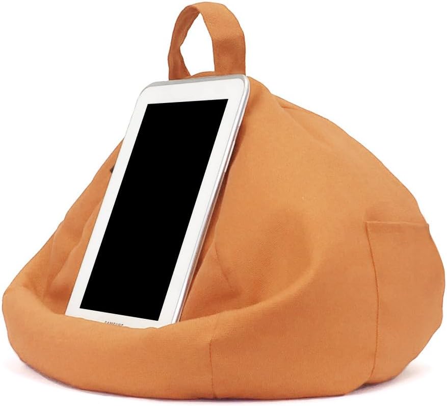 Tablet Cushion Holder - with Side Pockets, Soft Anti-Fall Book Rest for Lap, Hands-Free Laptop Stand for Bed, Multi-Angle Travel Pillow for Car, Lightweight Storage Caddy | for Home School Sofa Spa