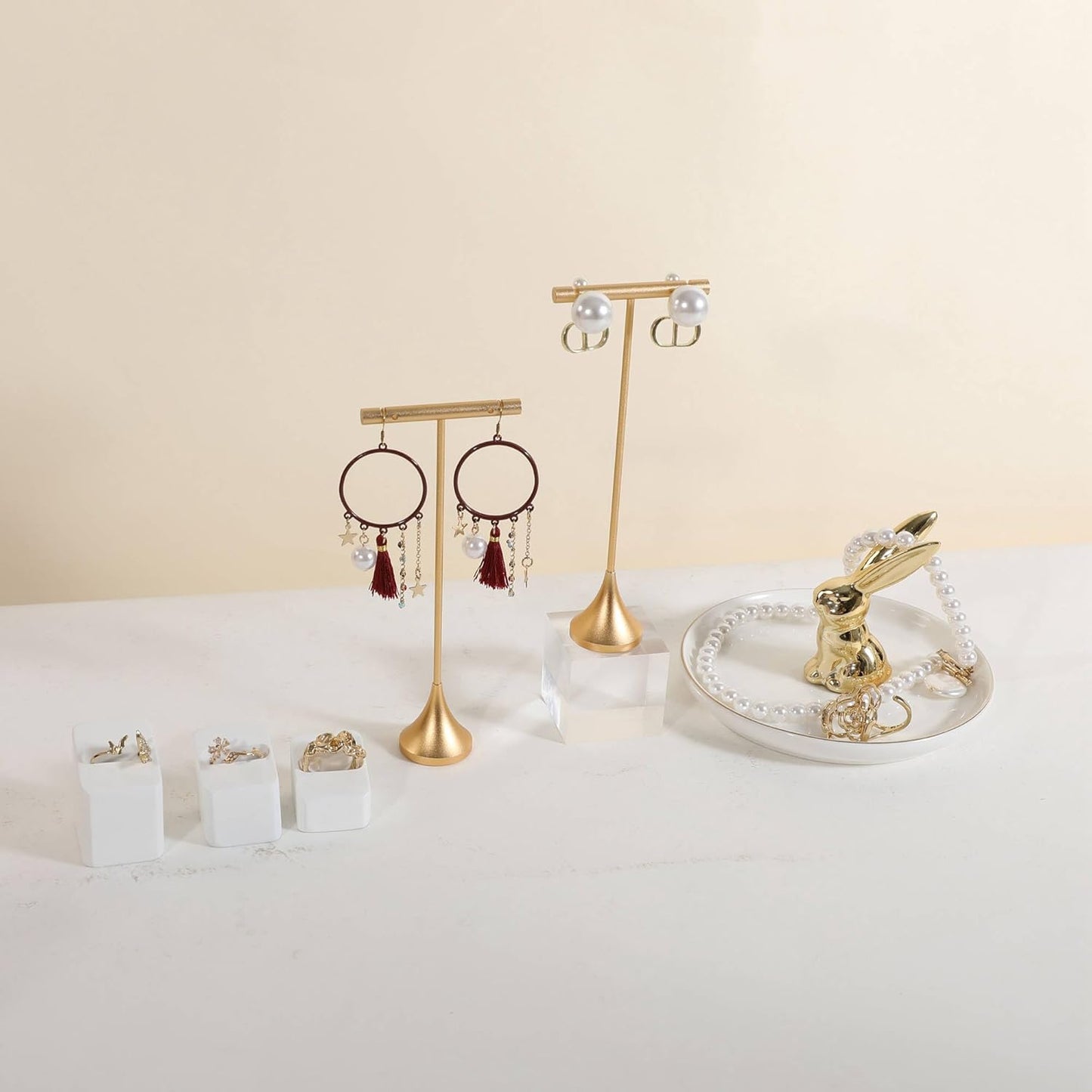 GemeShou Single Gold Earring T bar Stand, Metal earring display holder for show, Small jewelry studs hanger for Online store Photo Shoot【Gold-Cone Base Height 5.8"】