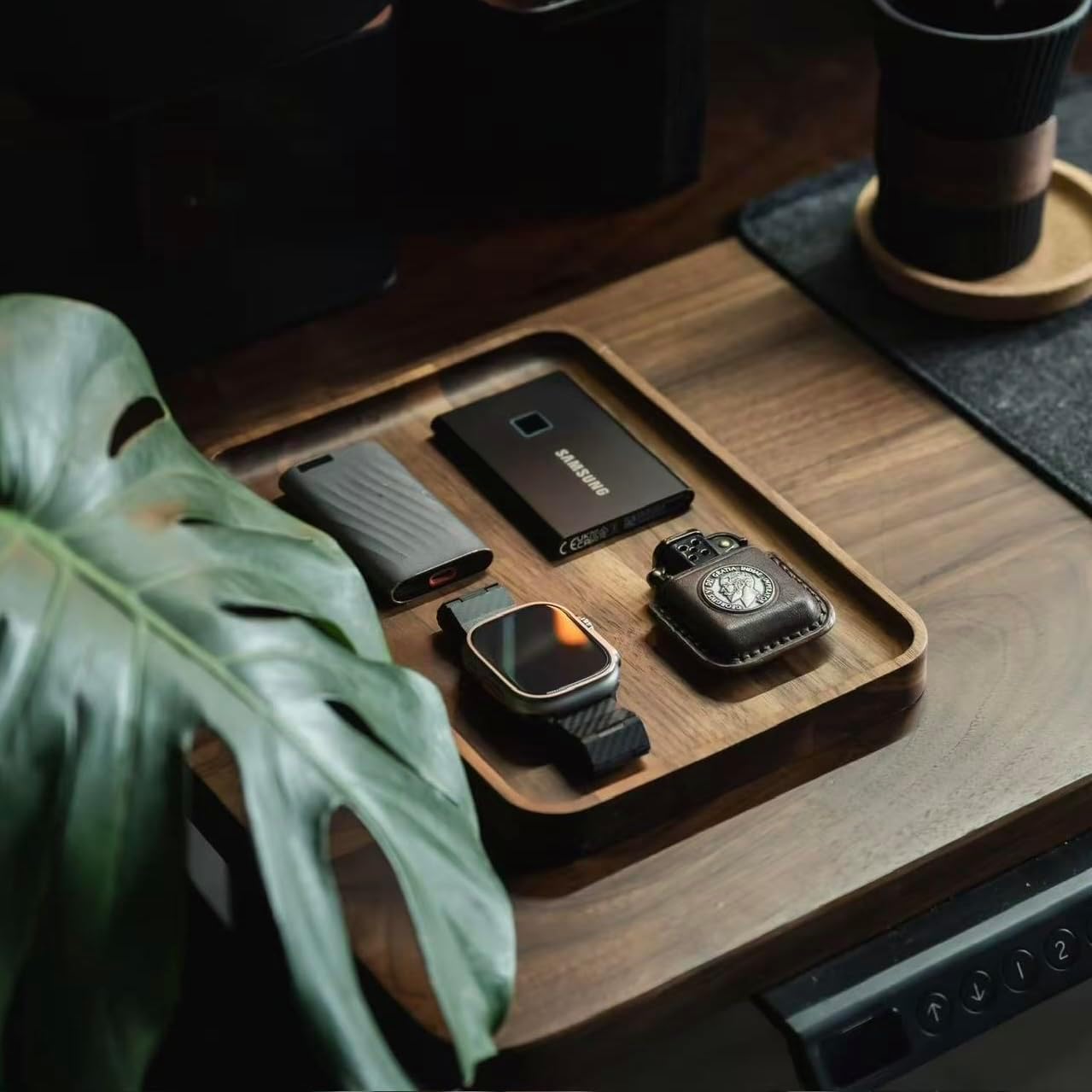 Galaxias Desktop Drawer Storage Tray, Men's Storage Box, Made of Walnut Wood, a Beautiful Office Desk Accessory Suitable for Both Office and Home use.