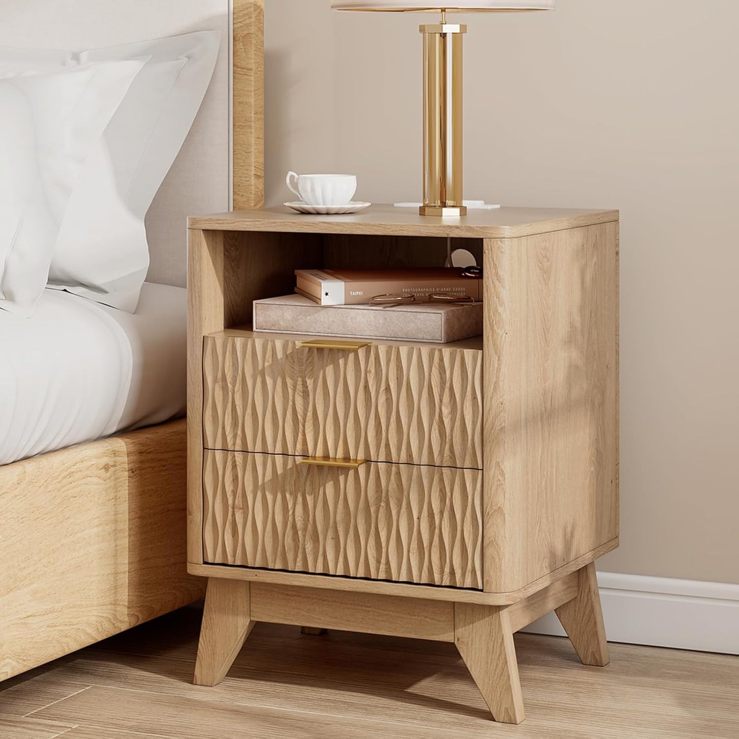 Fluted Nightstand with Charging Station, 18" Modern End Table with Storage Drawers, Bedside Table for Bedroom, Natural Oak(1 Piece)