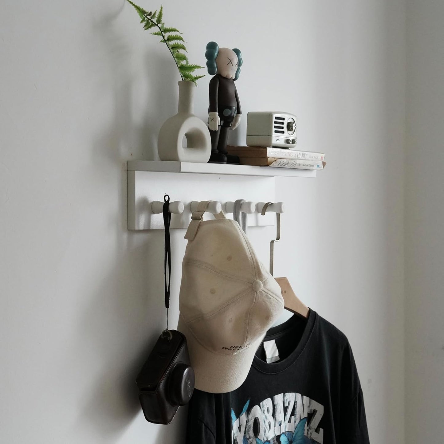 Entrance Coat Rack ,Coat Hooks, Wall-Mounted Wooden Hook Rack, Wall-Mounted Shelves are Very Suitable (White Finish-1)