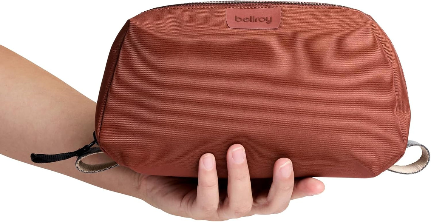 Bellroy Toiletry Kit (Unisex Toiletry Bag, Zipper Closure, Water-Resistant Lining, Toothbrush Sleeve with Magnetic Closure, Internal Mesh Pocket Organization) -Bronze