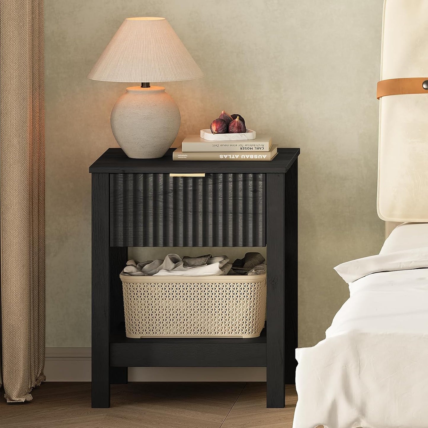 Fluted Night Stand with Golden Handle,Mid-Century Nightstands with Drawer,Modern Bedside Table with Storage Shelf,Large End Tables for Livingroom,Bed Side Tables for Bedroom,Black Wood Grain