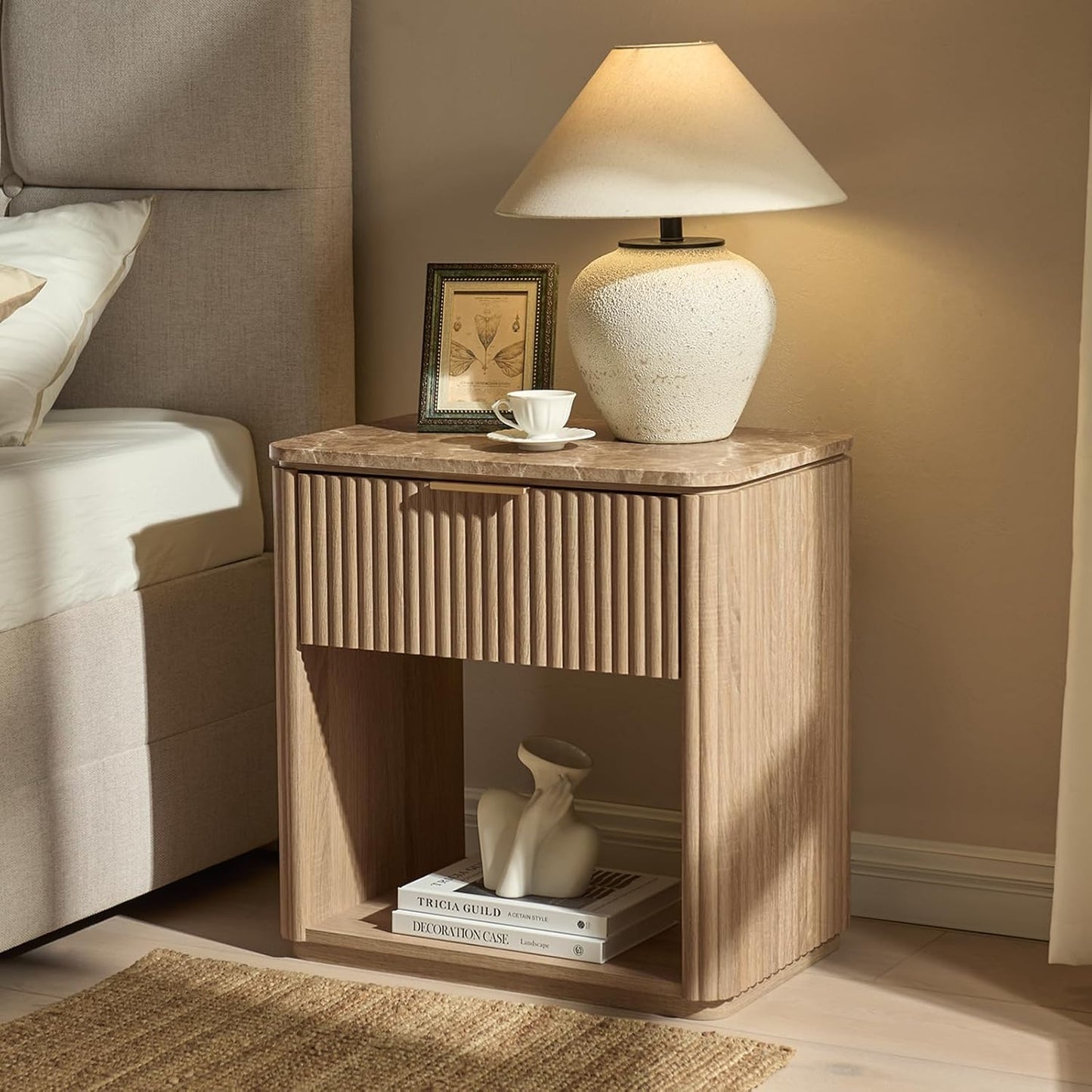 Fluted Nightstand with Drawer, Bedside Table with Faux Marble-Top, Engineered Wood Side Table with Open Shelf, Curved Corners, Metal Handle, Modern Night Stand for Bedroom, Small Spaces, Natural Oak