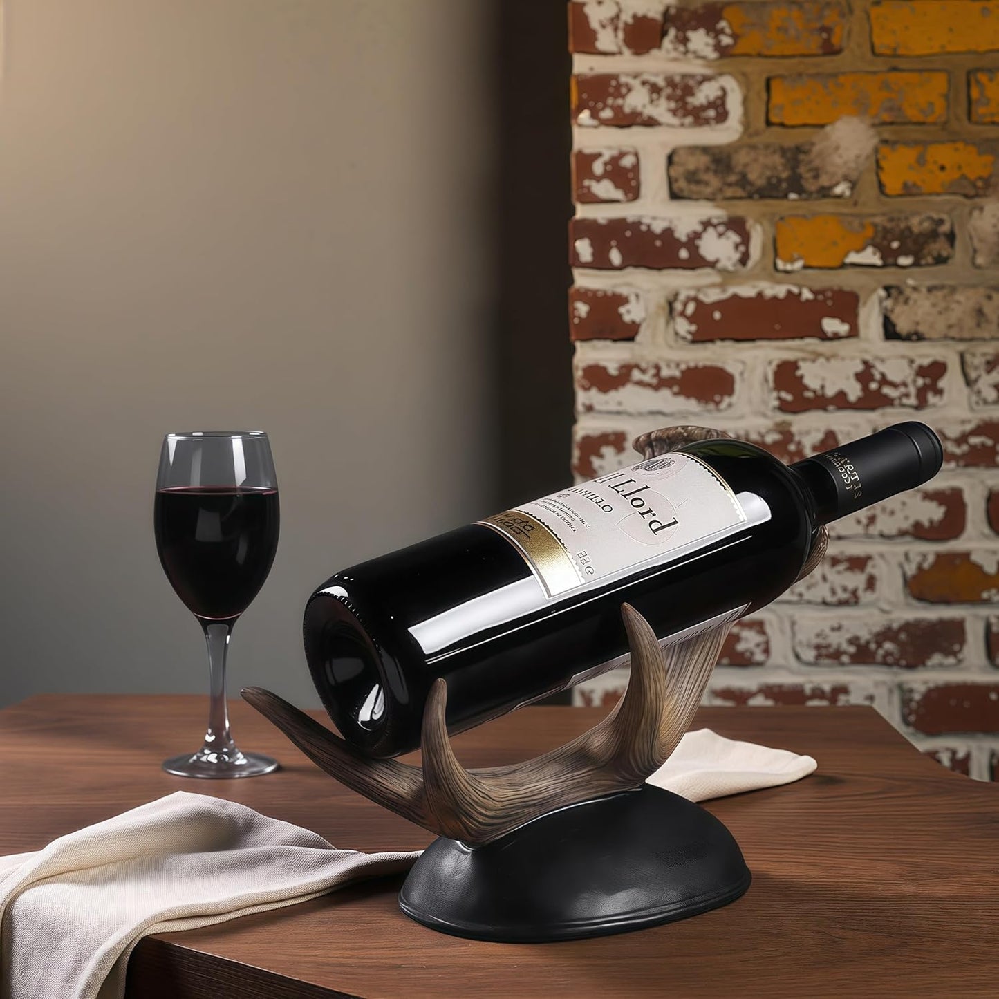 Antler Wine Bottle Rack, Rustic Resin Countertop Single Wine Bottle Holder, Practical Home Tabletop Decor Craft for Living Room, Dining Room, Cellar, and Bar