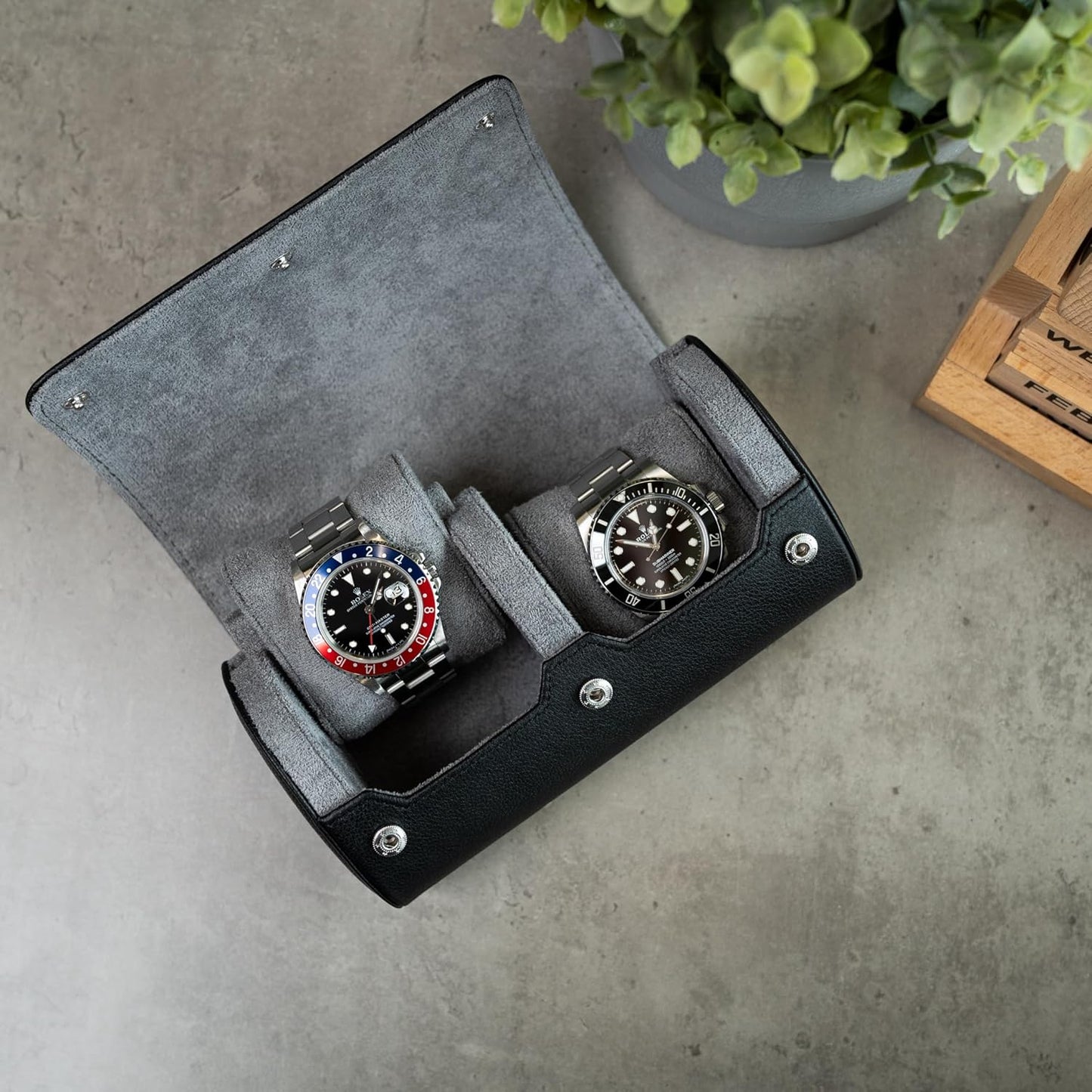 DailyWatch | Personalized Watch Roll Travel Case For 2 Watches - Handmade Genuine Leather Travel Case With Custom Engraving of Name or Initials - Black Grey