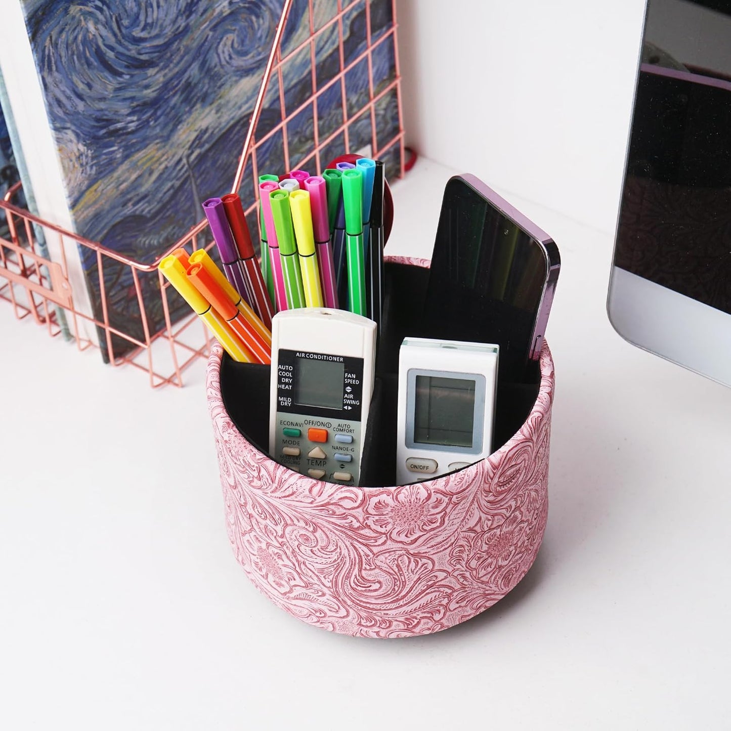 lizimandu Round Leather Art Supply Organizer,Remote Control Holder,360 Degree Spinning,Multi-Functional Pencil Holder,4 Compartments Desktop Stationary Organizer(1-Carved Pink)