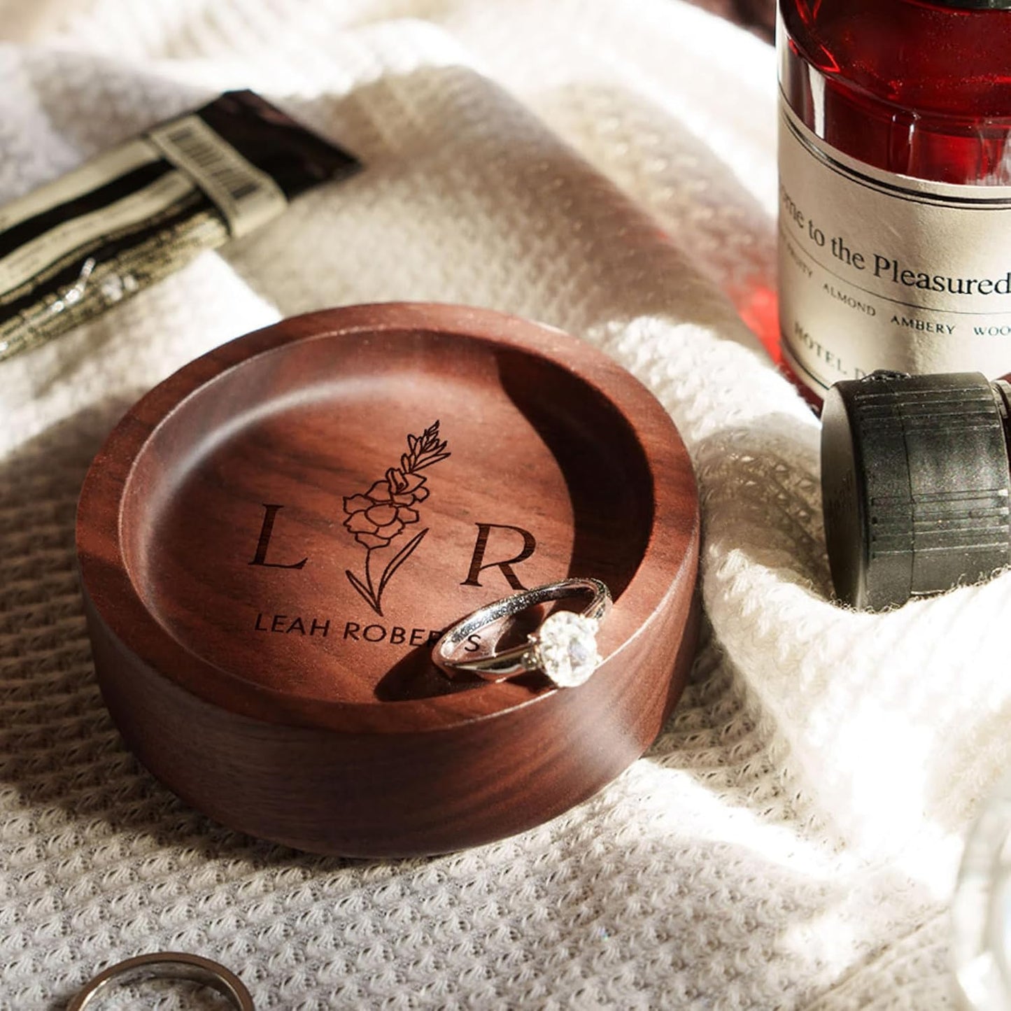 Walnut Wood Ring Holder, Engraved Jewelry Dish and Storage Tray, Unique Gift for Her, Valentine’s Day Gift (Customize, round)