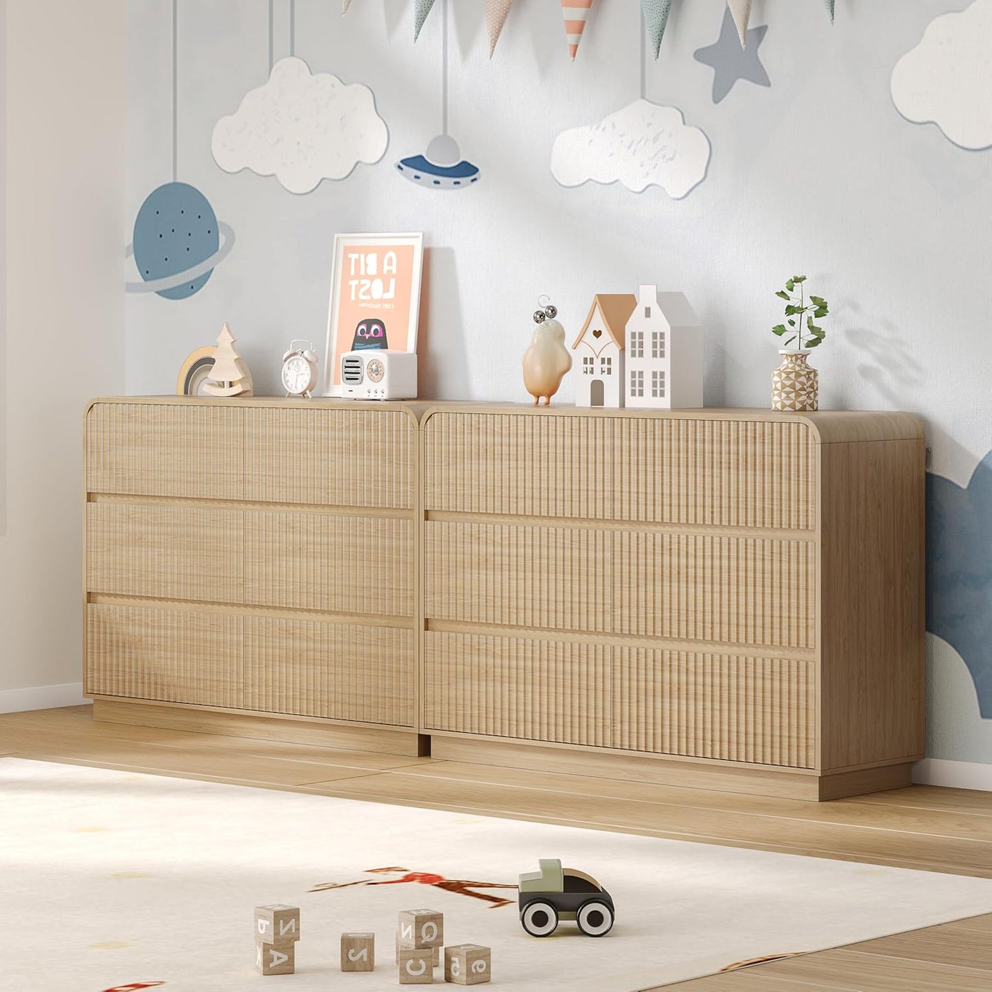 Dresser for Bedroom with 6 Drawers, Fluted Chest of Drawers with Round Curved Corner, Hidden Handles, Modern Wood Storage Organizer for Bedroom, Nursery, Living Room