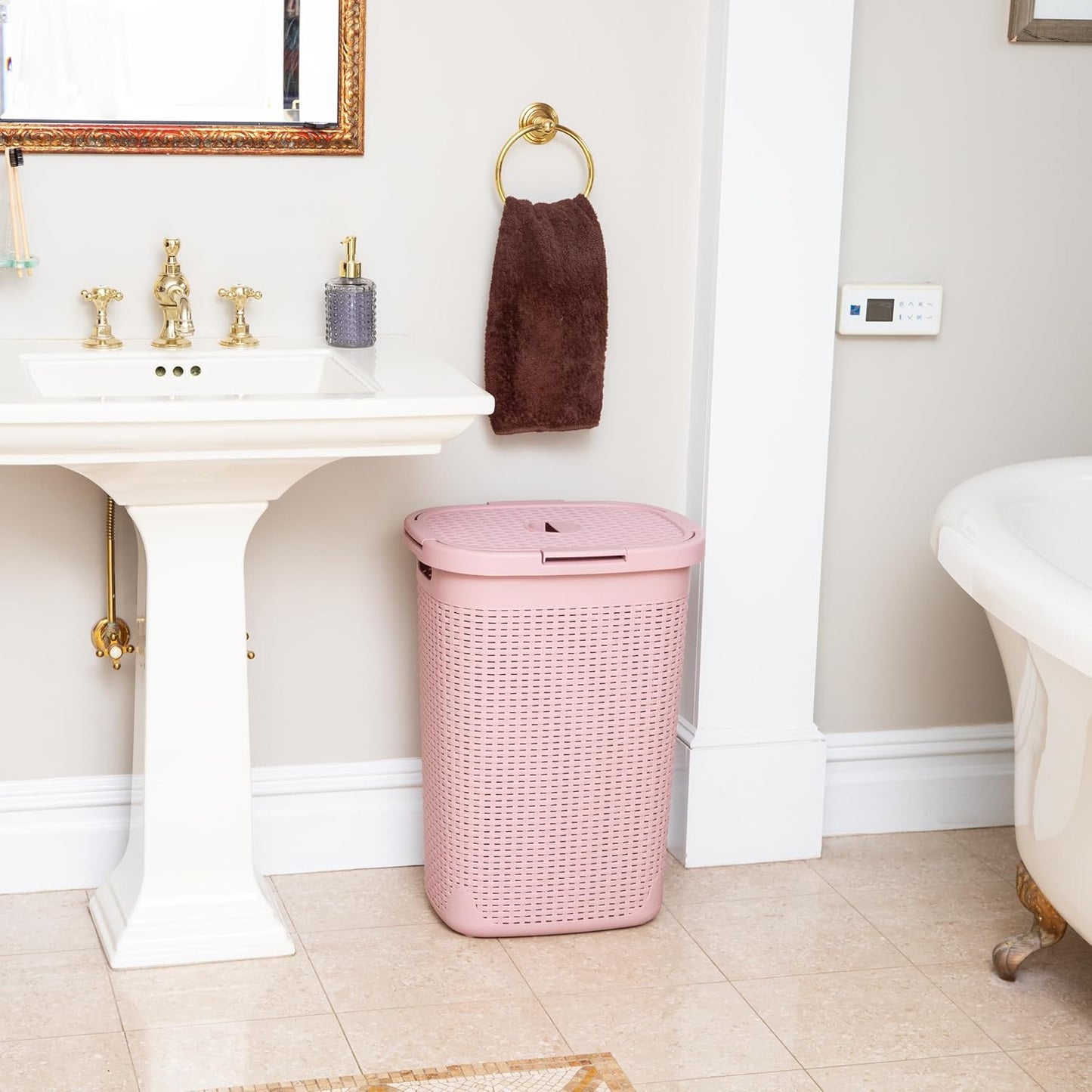 Mind Reader Slim Laundry Hamper with Lid, 60L Clothes Basket, Premium Wicker Design, Plastic, Pink
