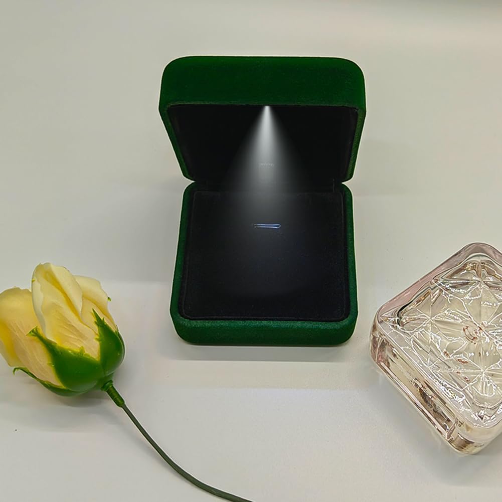 GBYAN Pendant Necklace Box with LED Light, Necklace Gift Box Velvet Jewelry Display Case for Proposal Engagement Wedding and Birthday,Emerald Green