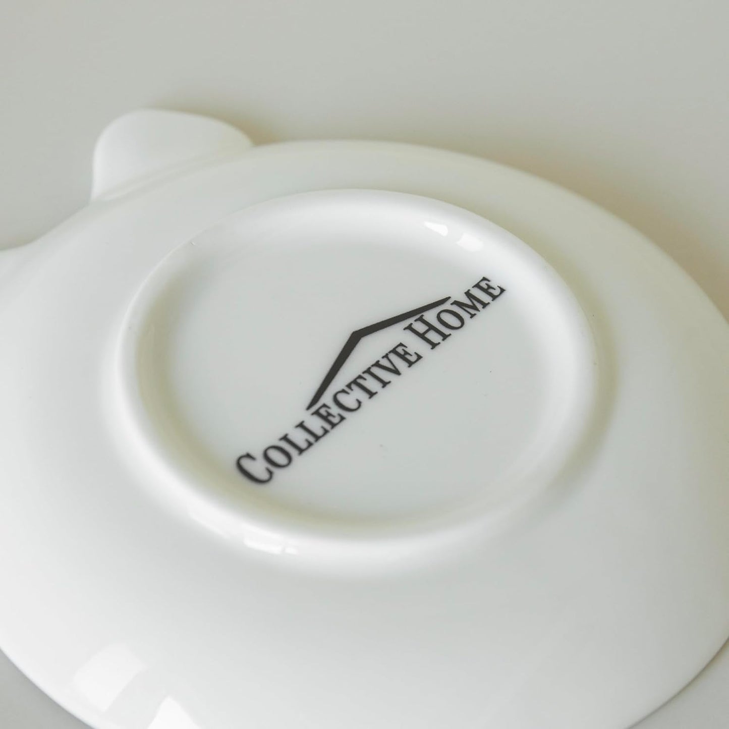 COLLECTIVE HOME - Personalized Initial Ceramic Jewelry Tray with Bow, Christmas Gift Ideas for Women, Small Gift for Girlfriend Wife, Ring Holder, Earrings Dish, Birthday Gift for Her (N)