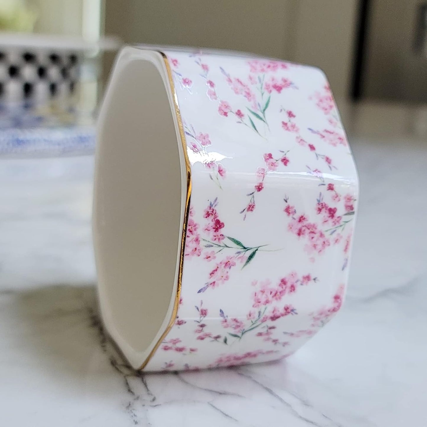 Ceramic Paper Clip Holder Gold Line Paper Clip Dispenser Organizer for Desk Cute Floral Pattern Office Binder Clip Holder Bobby Pin and Hair Clip Holder Gift for Office Pink Flowers