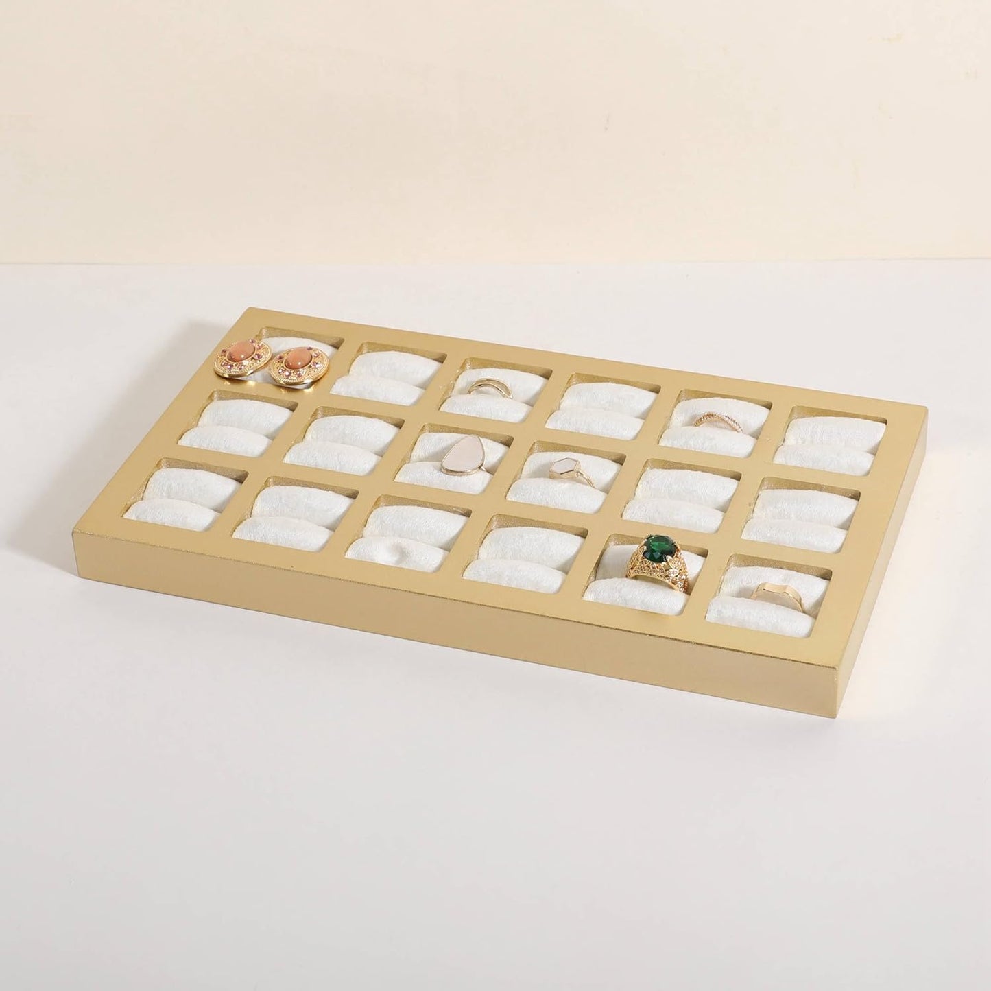 GemeShou Velvet Ring Storage Organizer Tray with 18 grids, White Jewelry Earring Display Stand for Selling, Velvet Jewelry Studs Display Holder【White】