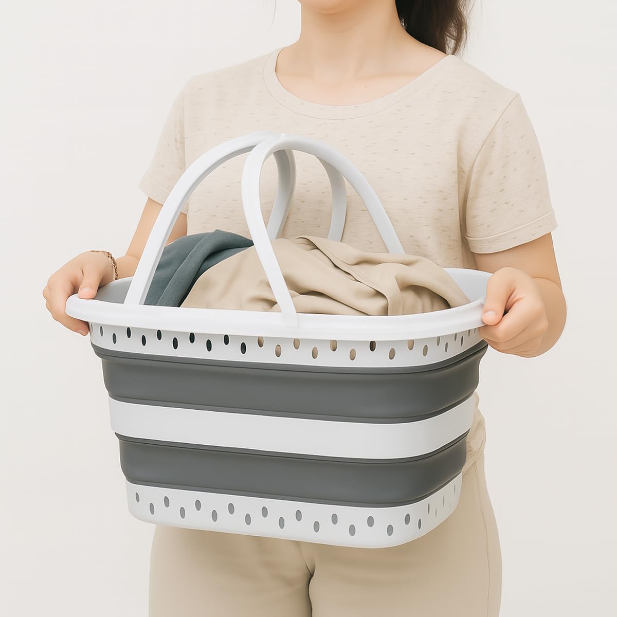 Collapsible Plastic Laundry Basket with Handles, 32L Foldable Large-Capacity Laundry Hamper, Pop Up Storage Organizer, Space Saving Hamper (32L / 8.45 Gallon, Grey)