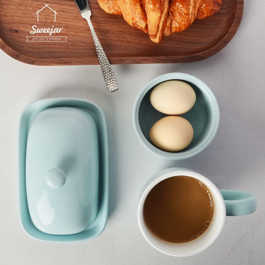 Sweejar Ceramic Butter Dish with Lid for Countertop,Porcelain Butter Keeper with Knob Handle,Butter Container for East/West Coast Butter, 7.1*3.7 inches (Turquoise)