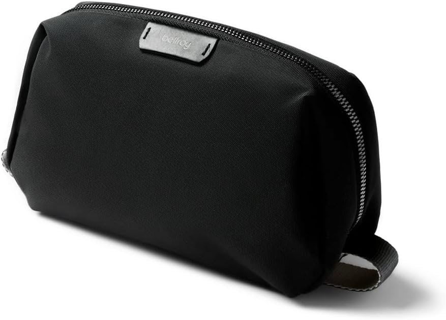 Bellroy Toiletry Kit (Unisex Toiletry Bag, Zipper Closure, Water-Resistant Lining, Toothbrush Sleeve with Magnetic Closure, Internal Mesh Pocket Organization) -Bronze