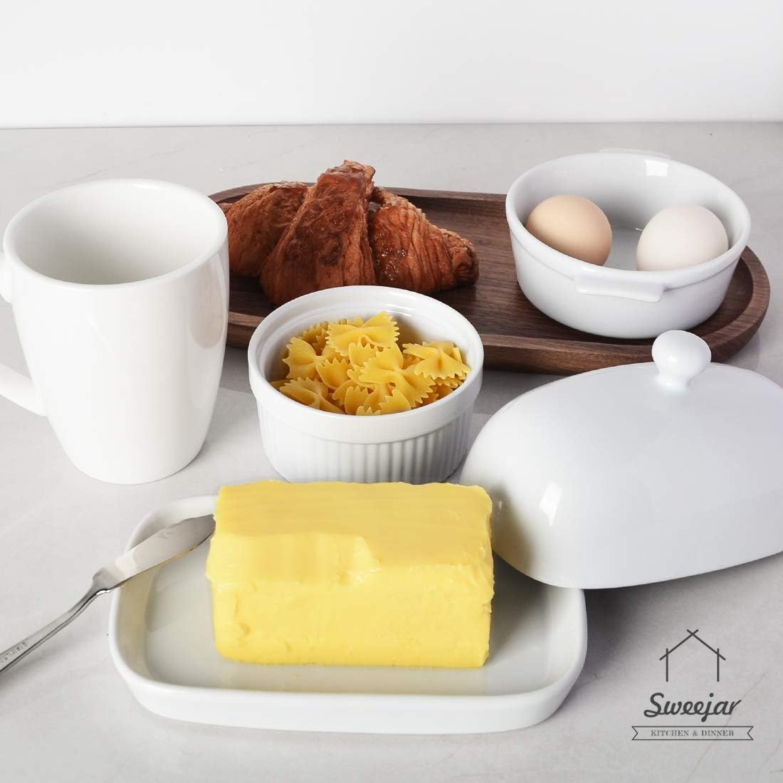 Sweejar Ceramic Butter Dish with Lid for Countertop,Porcelain Butter Keeper with Knob Handle,Butter Container for East/West Coast Butter, 7.1*3.7 inches (Turquoise)