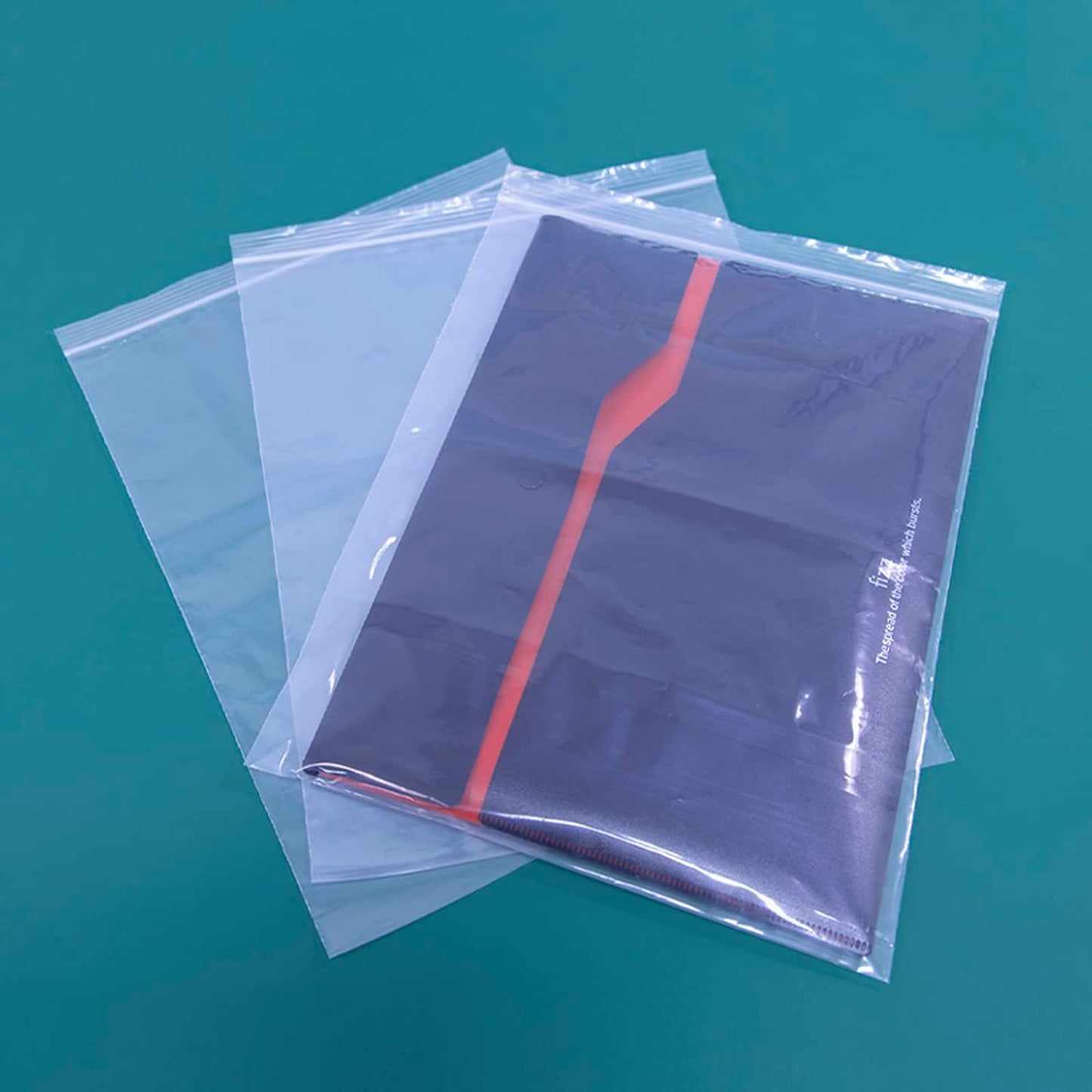 iMailer - 200 Count - 10" x 13" Clear Zip Bags - 2 Mil Reclosable Zip Plastic Poly Bags with Lock Seal Zipper for Clothing, T-Shirt, Prints, Photos, Documents