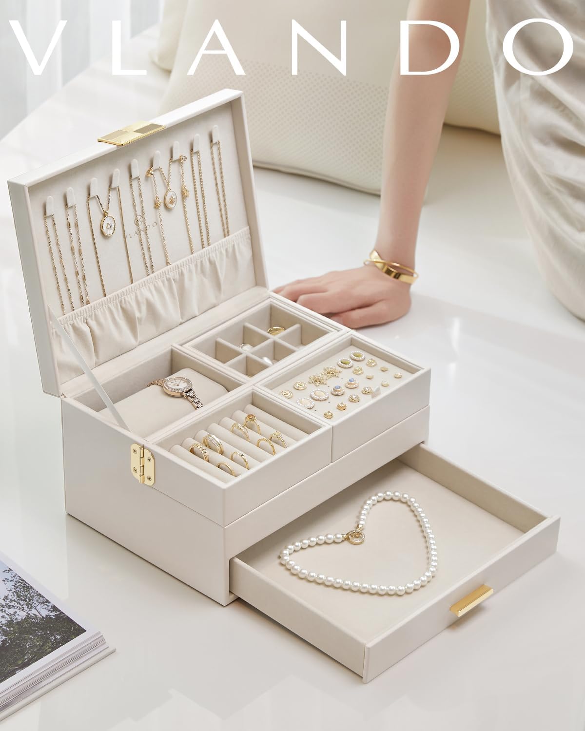 Vlando 3 Layer Jewelry Box - Women Jewelry Box with Retractable Tray - Jewelry Organizers with Drawer for Necklaces, Rings, Bracelets, Earrings, Gift for Couples Mom Girls - Could White