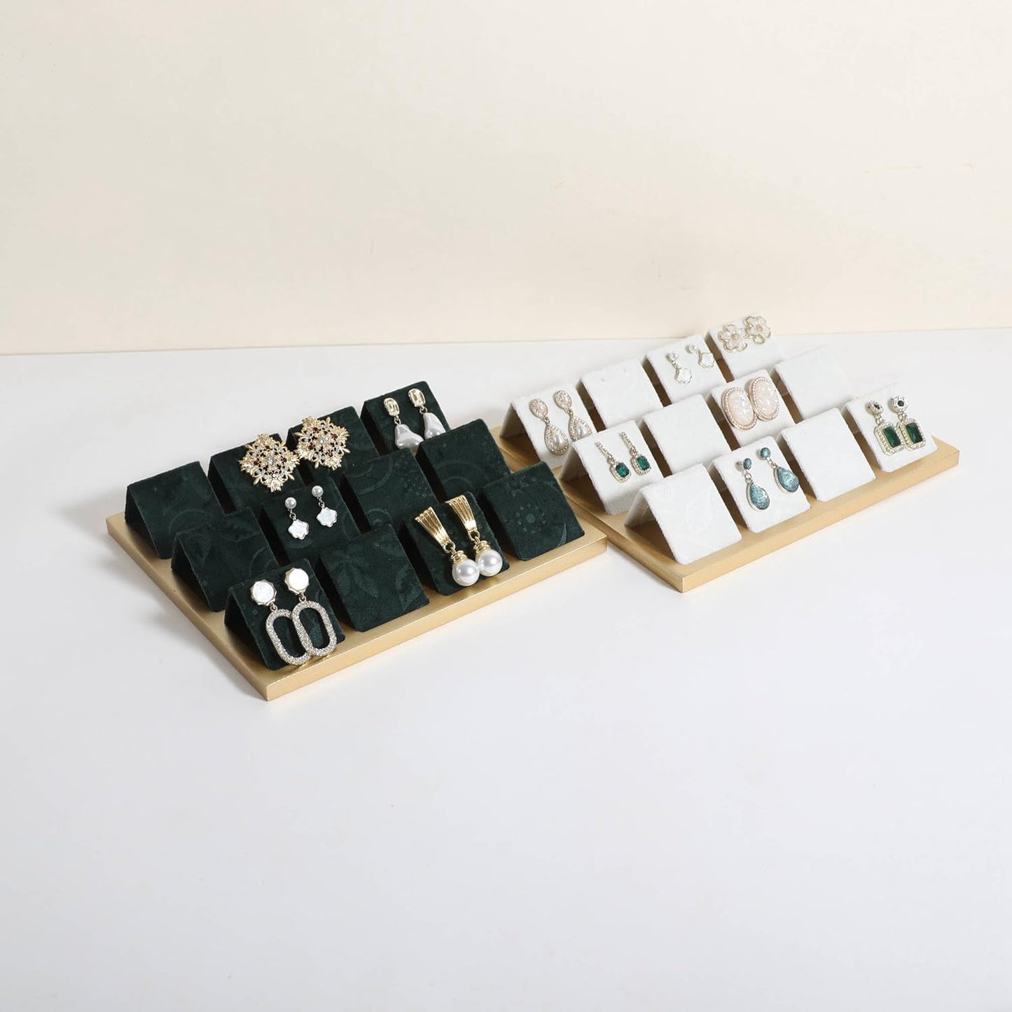GemeShou Golden coated earring display stand for selling, velvet stud earring holder for jewelry display, Jewlery earring storage organizer tray, studs holder jewelry organizer【Earring holder-Green】