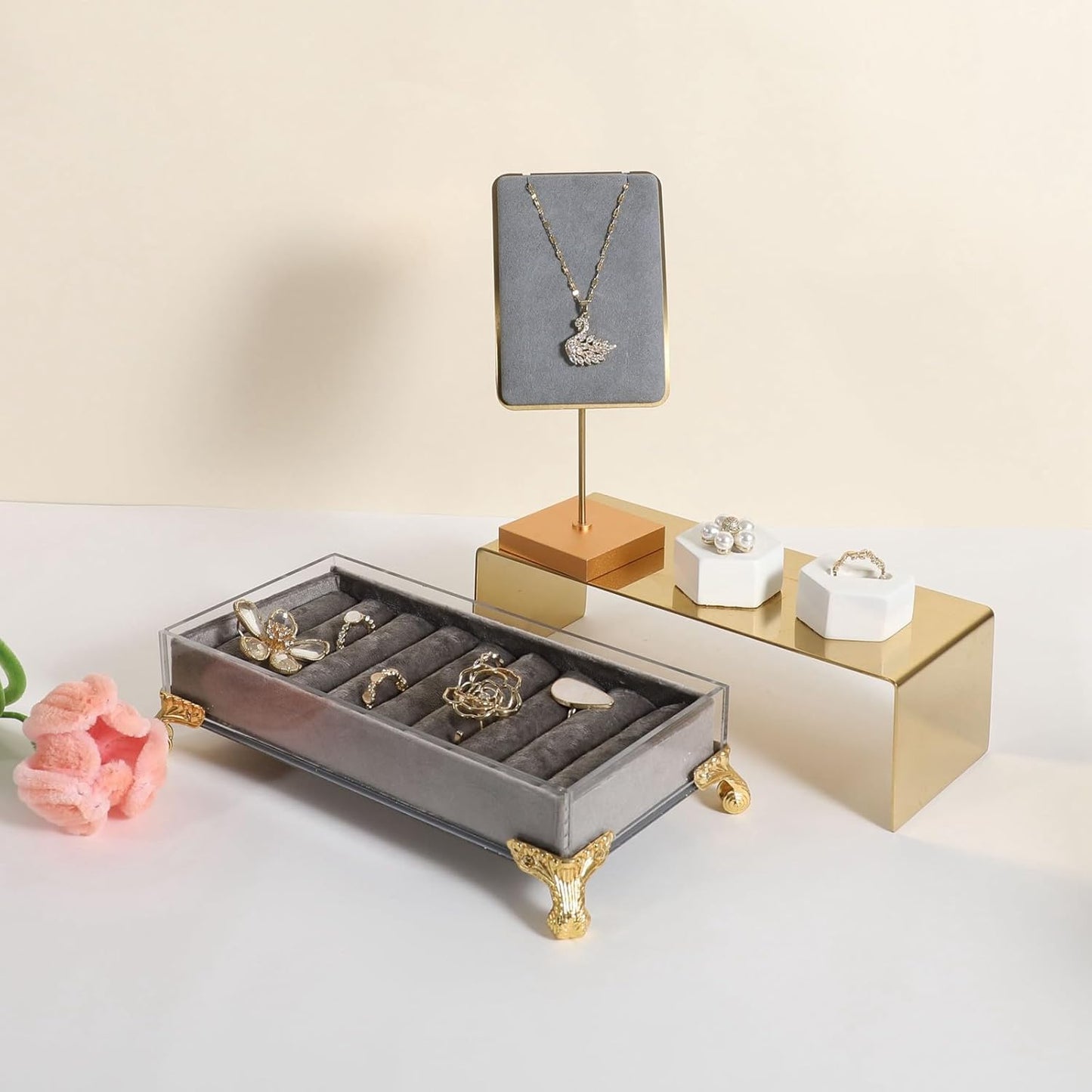 GemeShou Grey velvet necklace display stands for selling, small metal jewelry organizer necklaces storage for show【Grey】