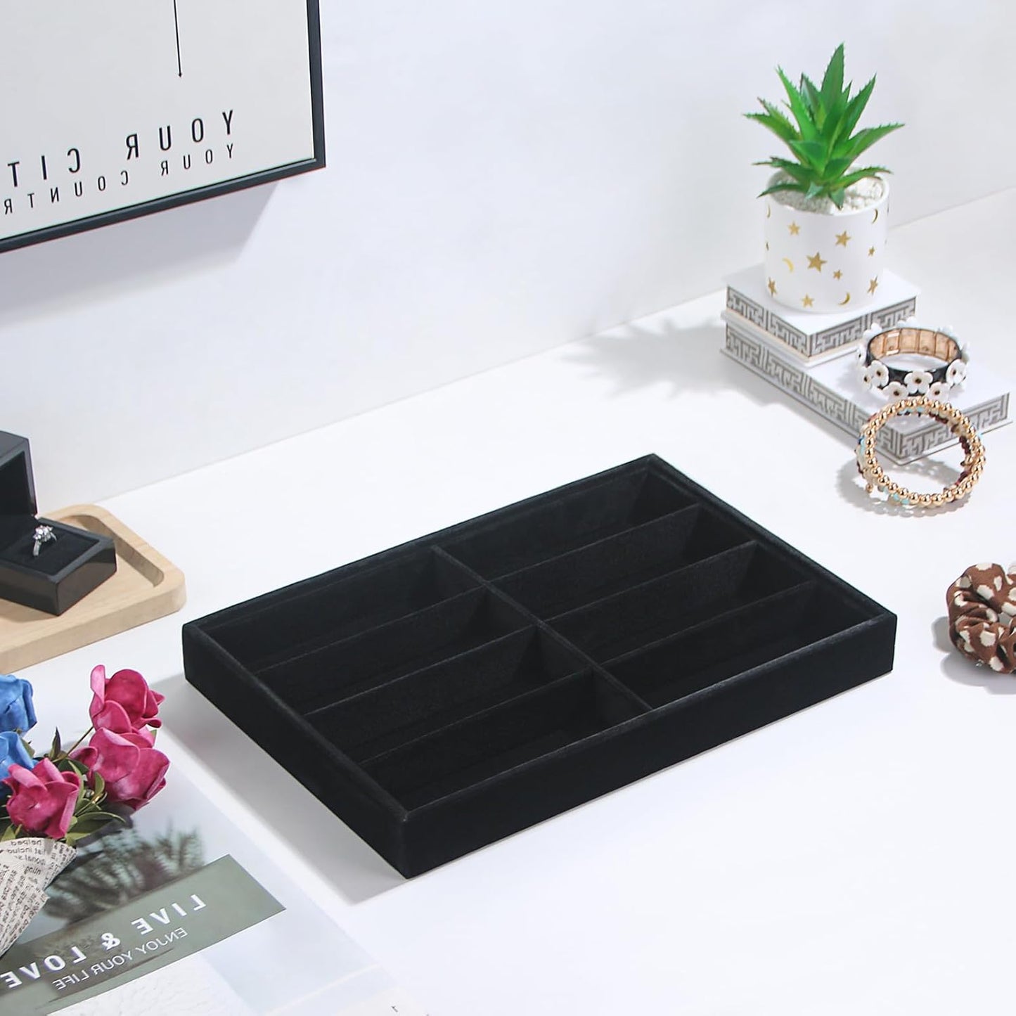 Coward Sunglass Organizer, Black Velvet Glasses Trays, Eyeglasses Watches Jewelry Display - Men Women (8 Grids)