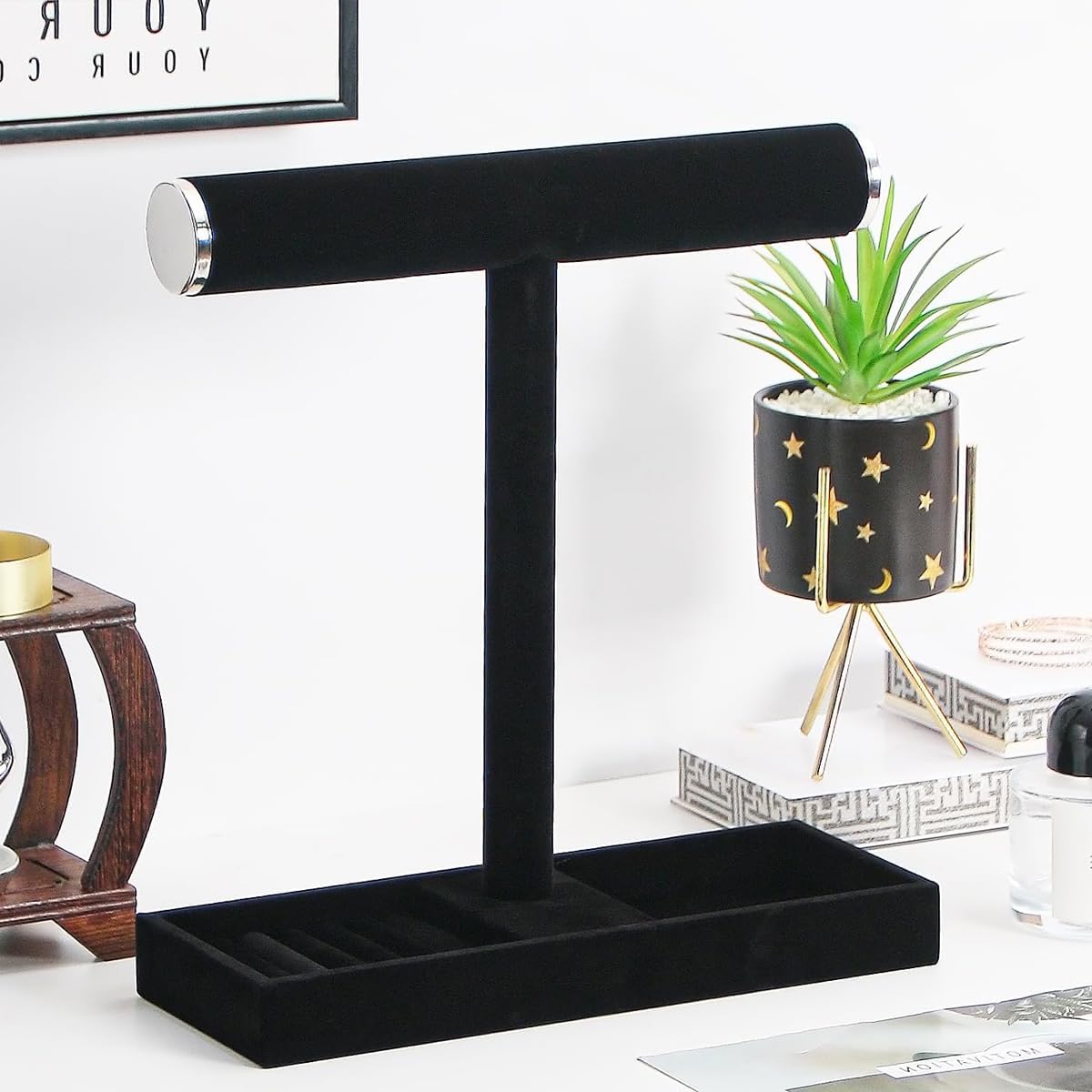 Multi-Use Jewelry Holder Stand, Necklace Bracelet Ring Organizer Stand, Scrunchie Watches Velvet Jewelry Holder Stand With Tray for Women Girls Home Use(Black with Lid)