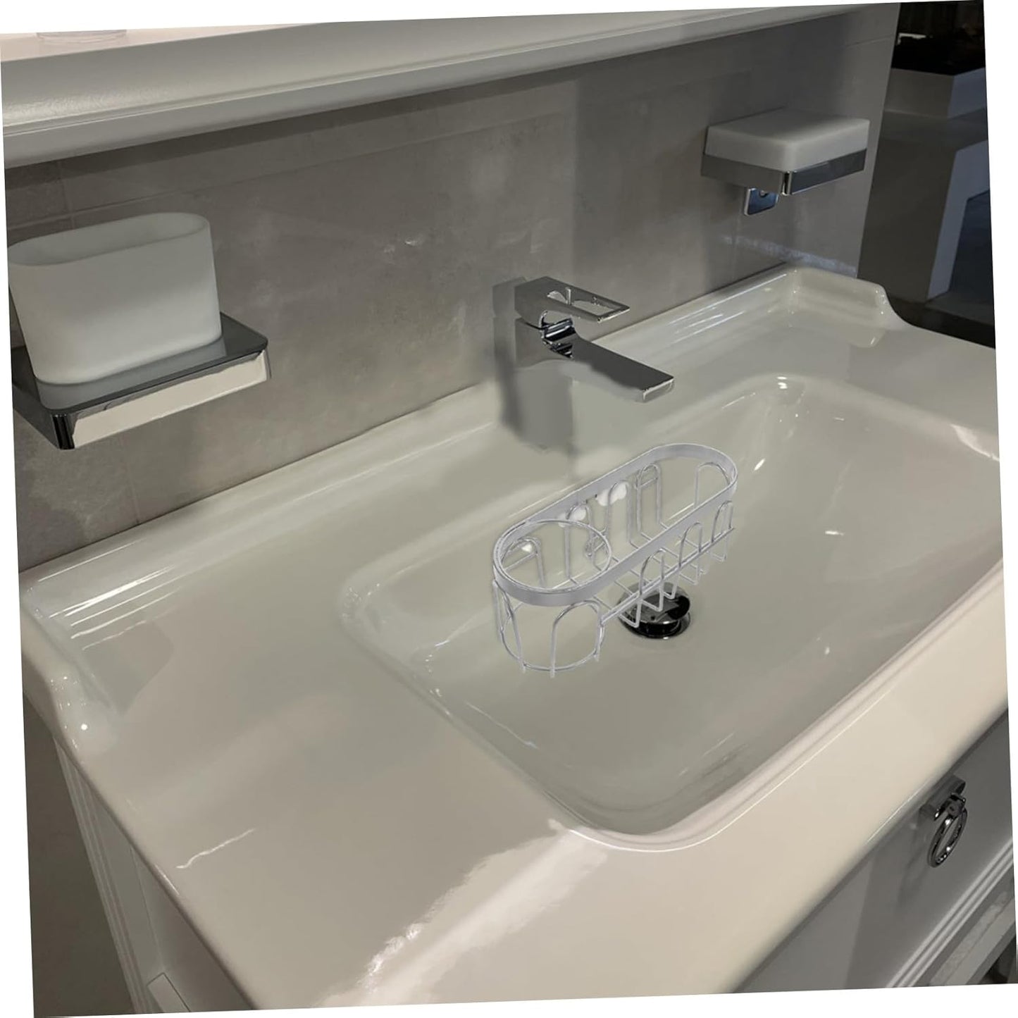Stainless Steel Kitchen Sink Organizer Sponge Holder No Drill Iron Wire Basket for Cleaning Tools Storage Rack Versatile Sink Rack for Brushes and Sponges Space-saving Kitchen