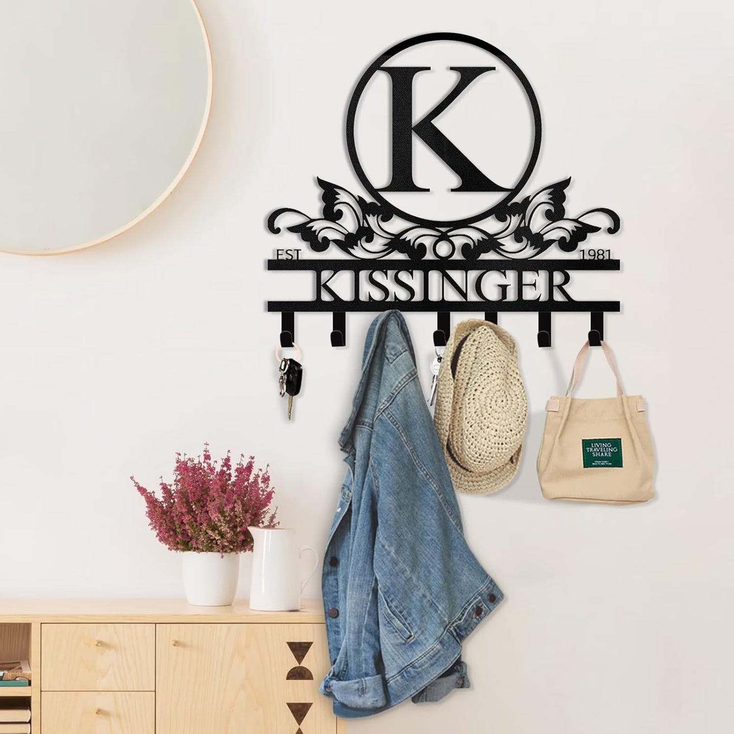 Personalized Key Holder Wall Mount - Custom Family Name Key Holder for Wall, Metal Key Rack Hook Organizer, Coat Rack, Key Hanger Wall Decor for Kitchen, Entryway, Hallway, Bedroom