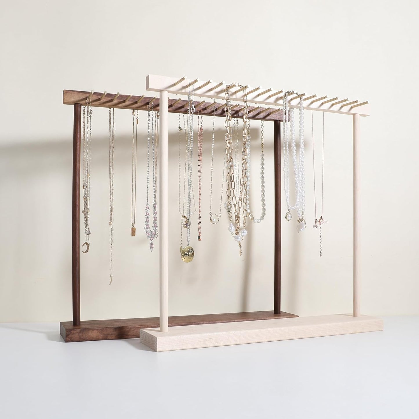 GemeShou Large necklace hanger shelf with 17 copper bars, Wooden jewelry storage organizer rack for hanger necklace bracelet, necklace display stand for boutique store【Walnut】
