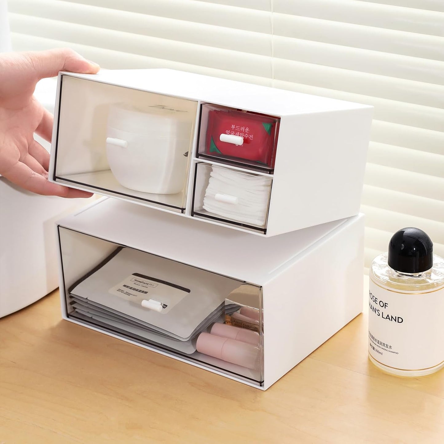 Desk Organizer with 4 Drawers, Makeup Organizer, Desktop Storage Box, Cosmetics Storage Box for nail polish, Lipstick, Brushes, Jewelry, Skincare, Bathroom Organization Boxes(White)