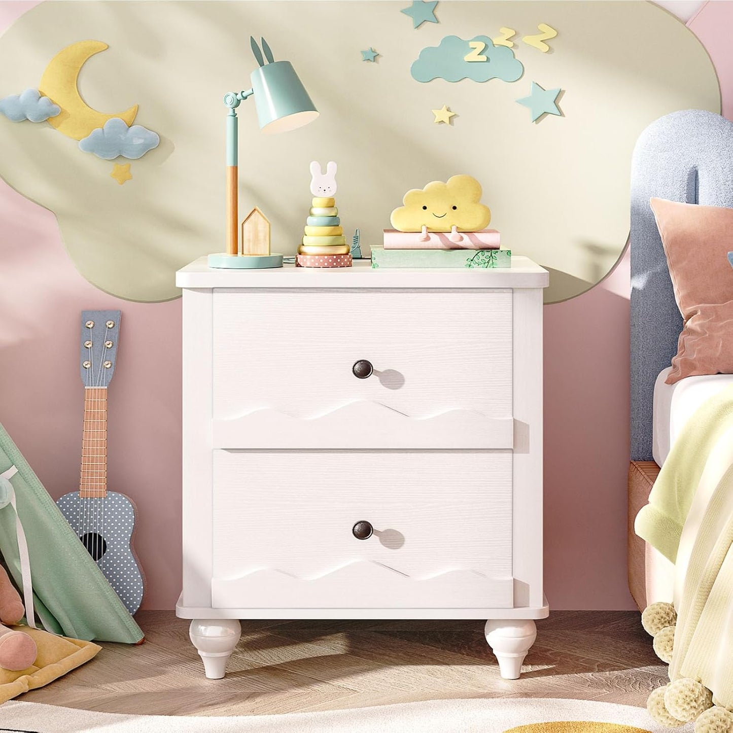 Cyclysio Nightstand with Charging Station, Side End Table with 2 Drawers, Modern Wood Night Stand with Scalloped Pattern for Bedroom, Bedside Night Tables with Solid Wood Gourd Legs