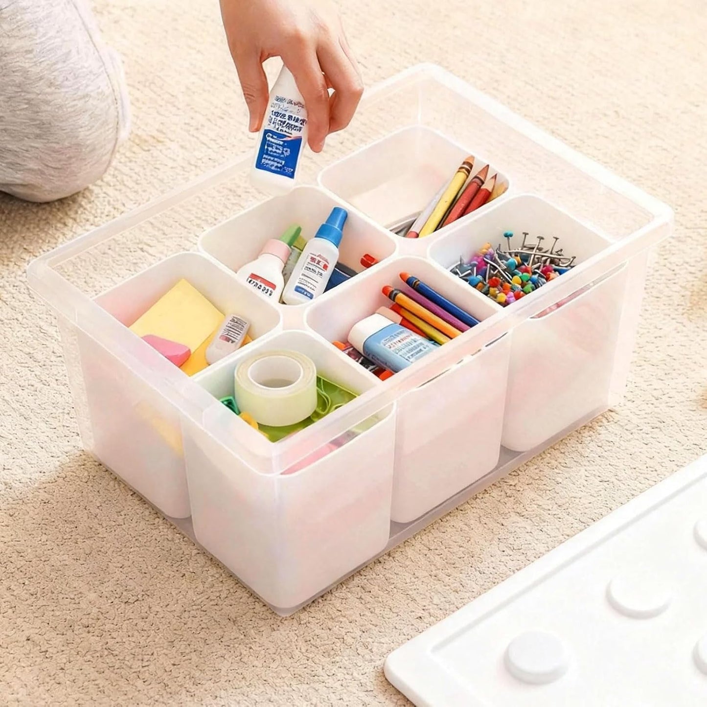 loobuu Plastic Storage Bins with Lids, Art Craft Supply Organizer Box with Brush Pot, Multipurpose Stackable Storage Containers for Organizing Tool, Craft, Crayon,Sewing(White)