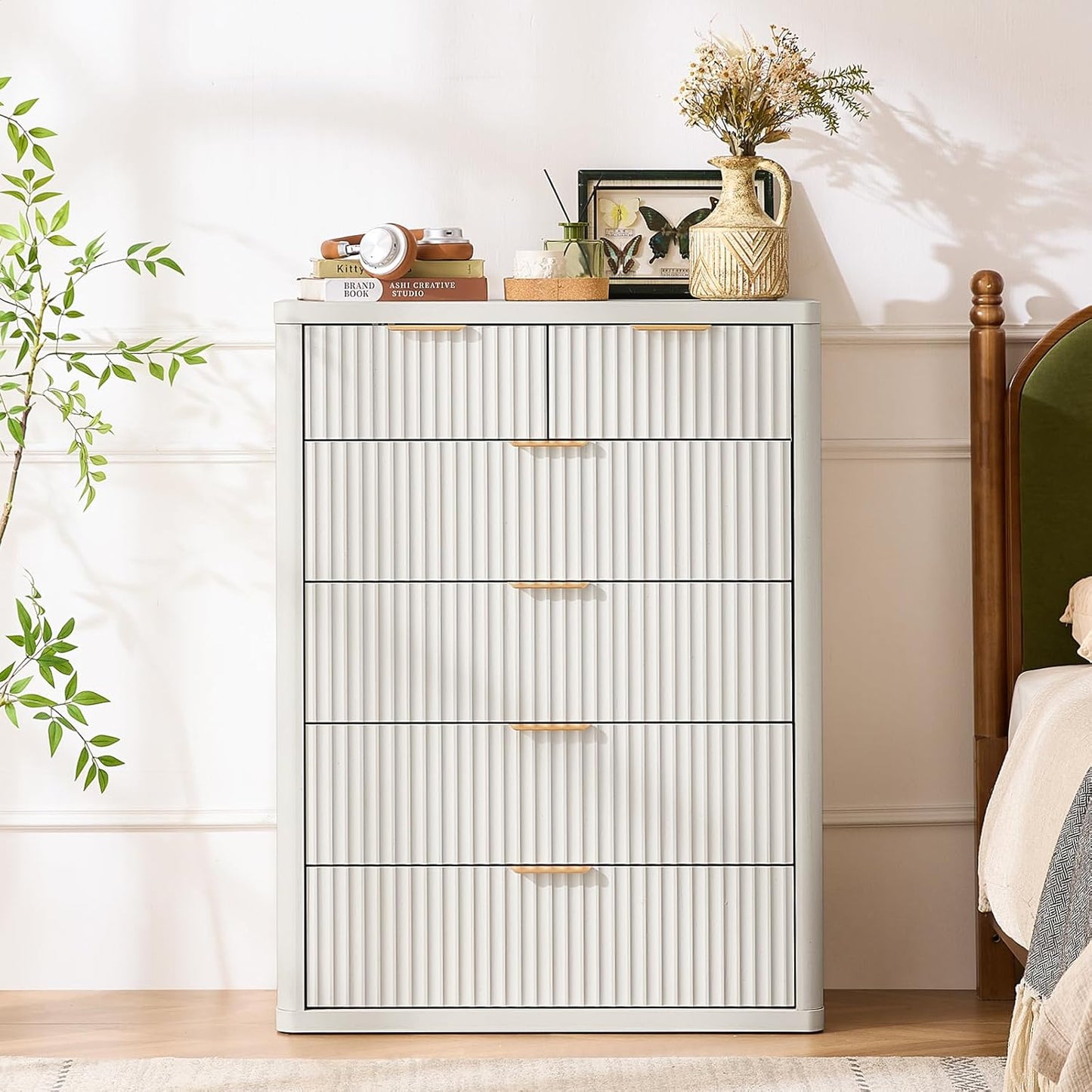 LEYAOYAO Fluted 6 Drawers Dresser for Bedroom, 42" Tall Modern Chest of Drawers with Metal Handle, Curved Profile Design,White Wood Drawer Organizer for Bedroom, Living Room, Hallway, Entryway
