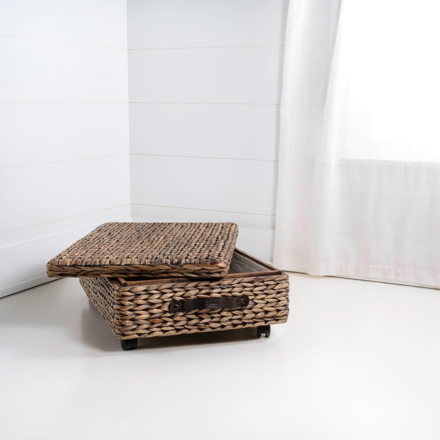 happimess BSK1006B 26.38" Chett Minimalist Hand-Woven Hyacinth/Wood Underbed Storage Bin with Wheels and Handles for Storage and Decoration in Bathroom, Bedroom,Closet,Entryway, Guest Room, Brown Wash