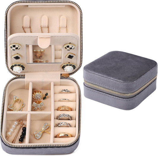 Dajasan Velvet Travel Jewelry Box, Mini Travel Jewelry Case, Small Portable Travel Jewelry Organizer Box with Mirror for Earrings Bracelets Rings Necklace (Grey)
