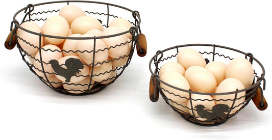 CVHOMEDECO. Round Wire Egg Baskets Rustic Fruit Baskets with Wooden Handles Farmhouse Collecting Basket. Rusty, Set of 2
