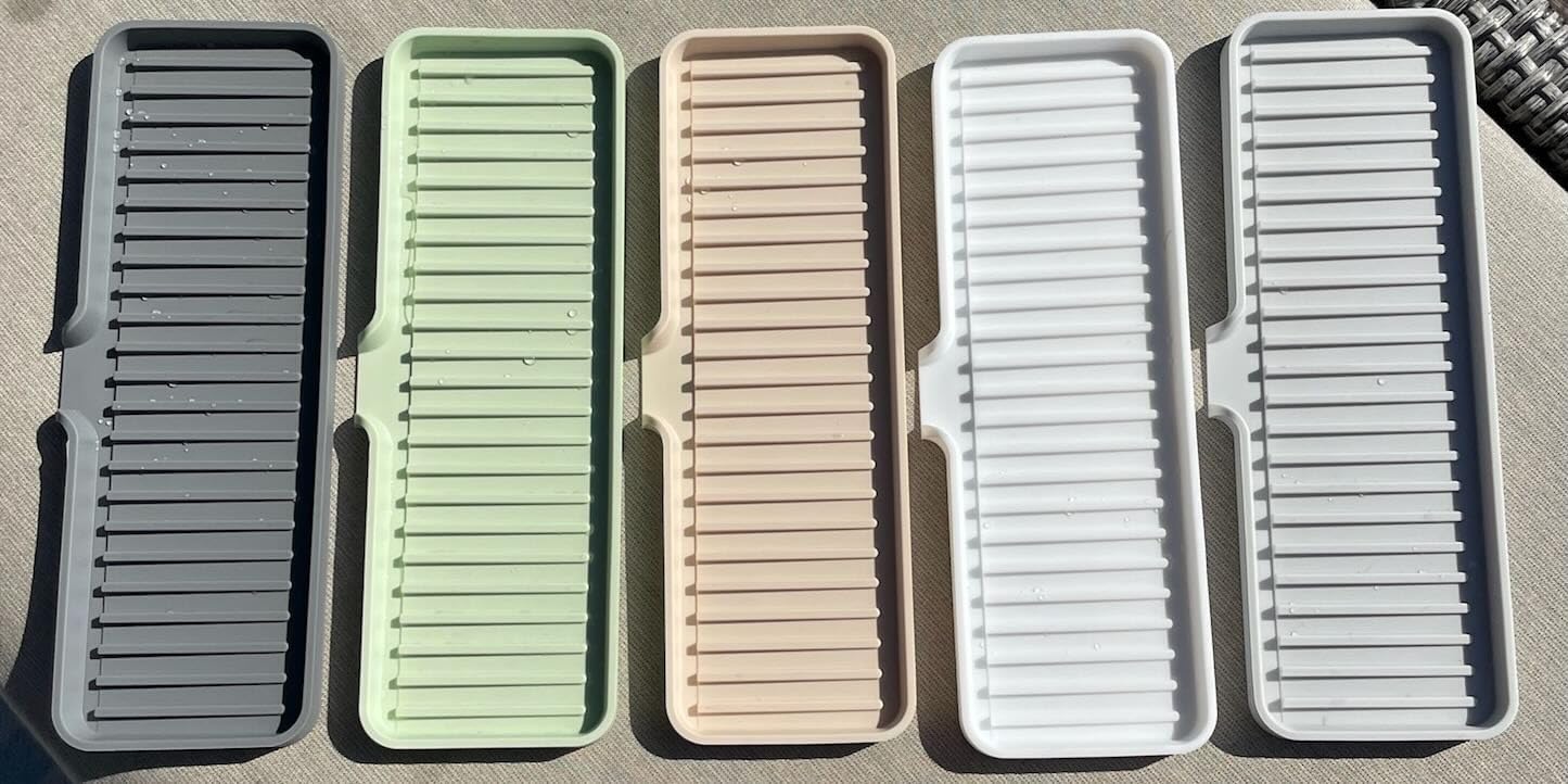 Happitasa Silicone Soap Dish Tray and Sponge Holder with Drain Chute | Bathroom and Kitchen Sink Organizer Caddy (Pistachio, 12"x4", 7.4 Ounces)