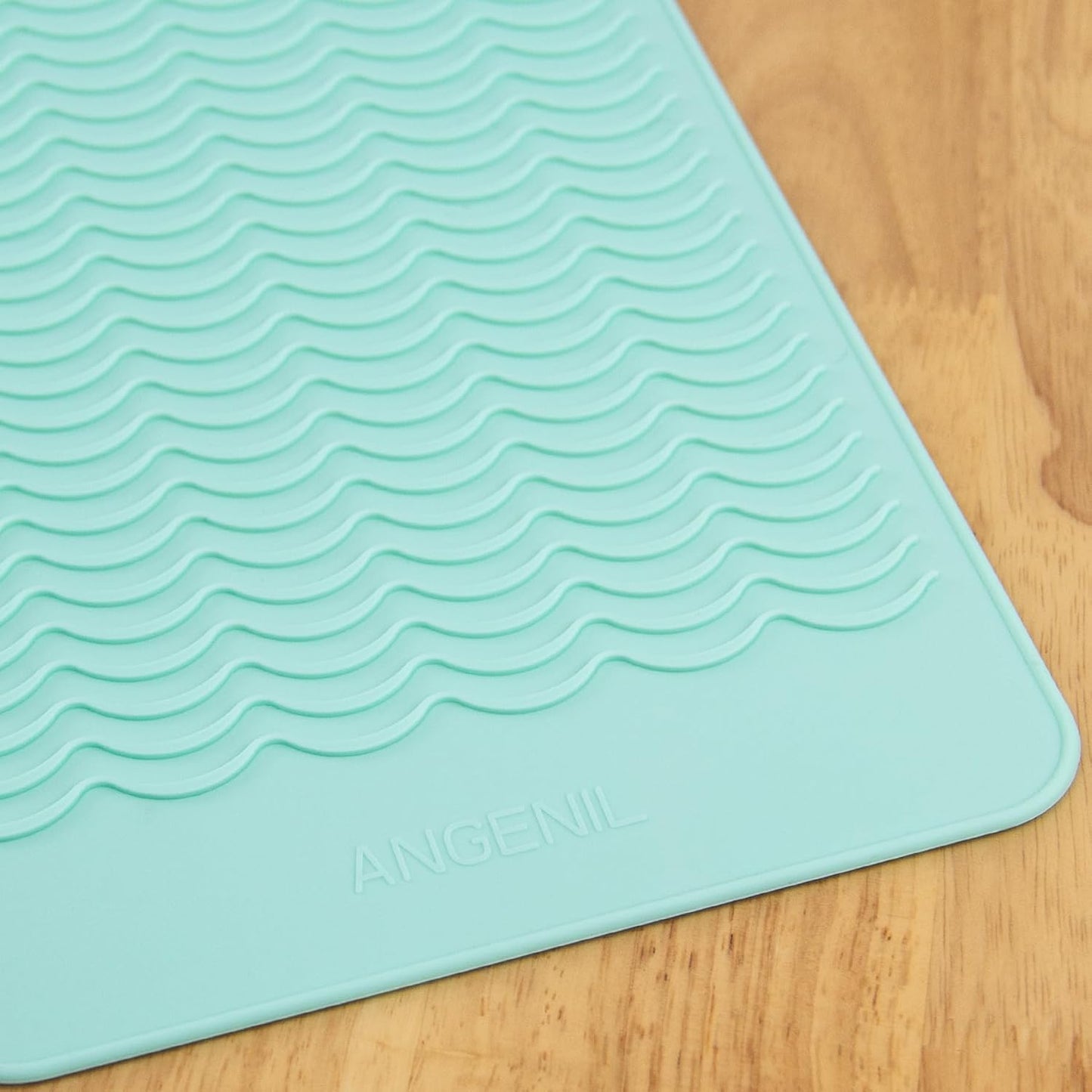 ANGENIL Travel Flat Iron Hair Straightener Large Pad Heat Mat for Curling Iron Silicone Sleeve Mat, Use for Heat Resistant Mat for Craft Glue Guns & Hair Iron Tools Pad