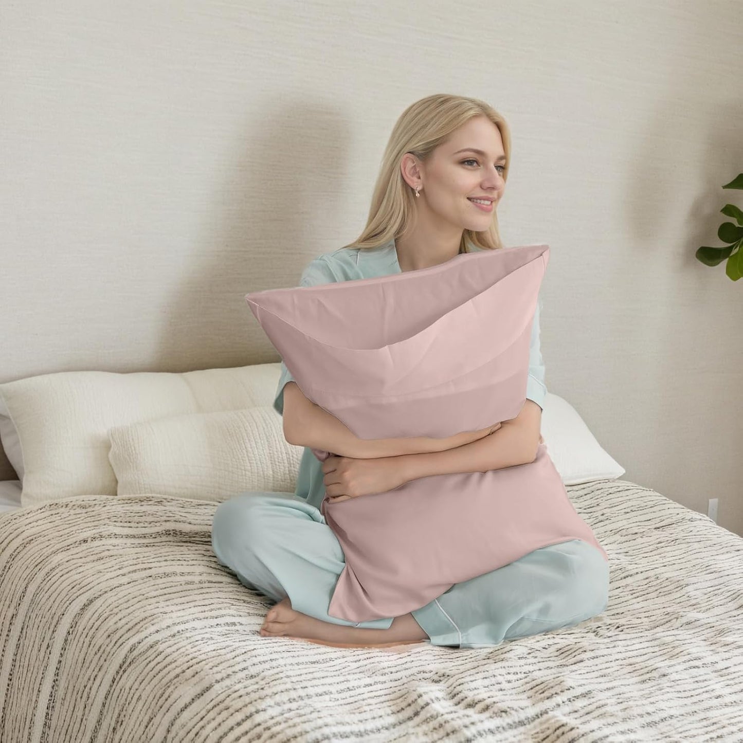 TELUS Pink Pillow Cases Queen Size 2 Pack, Bamboo Rayon Cooling Pillowcases with Envelope Closure, Cool Breathable Pillow Cover for Hot Sleepers & Night Sweats, 20x30 inch
