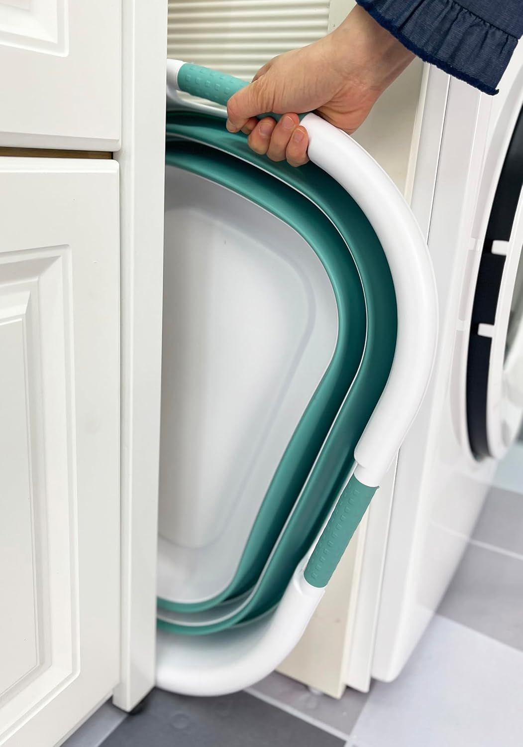 SAMMART 40L (10.5 gallon) Collapsible Plastic Laundry Basket - Space Saving Storage Container/Organizer - Portable Washing Tub - Foldable Pop Up Hamper/Basket (1, White/Celadon Green)