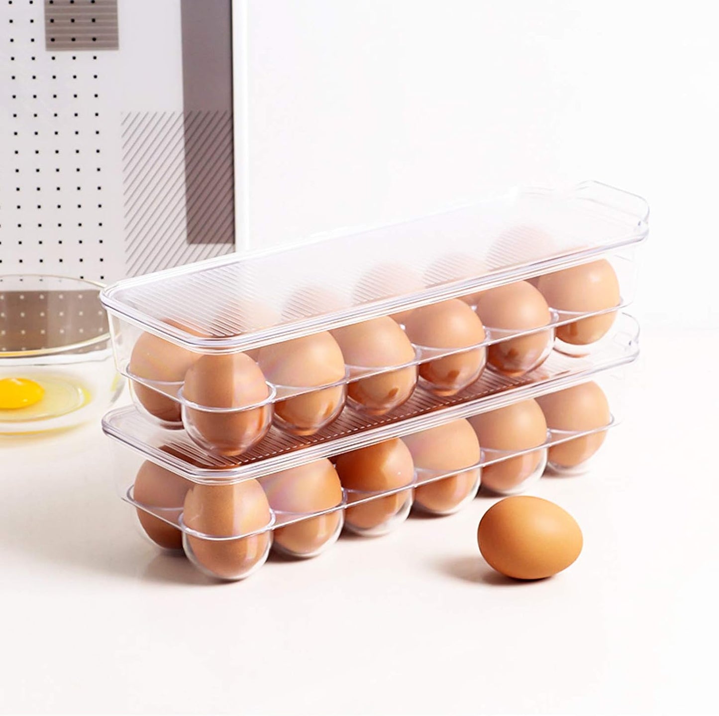 JAMOR 12 Grid Egg Storage Box Refrigerator Egg Rack Tray With Lid, Stackable Egg Rack, Transparent Egg Storage Box, BPA-Free (B)