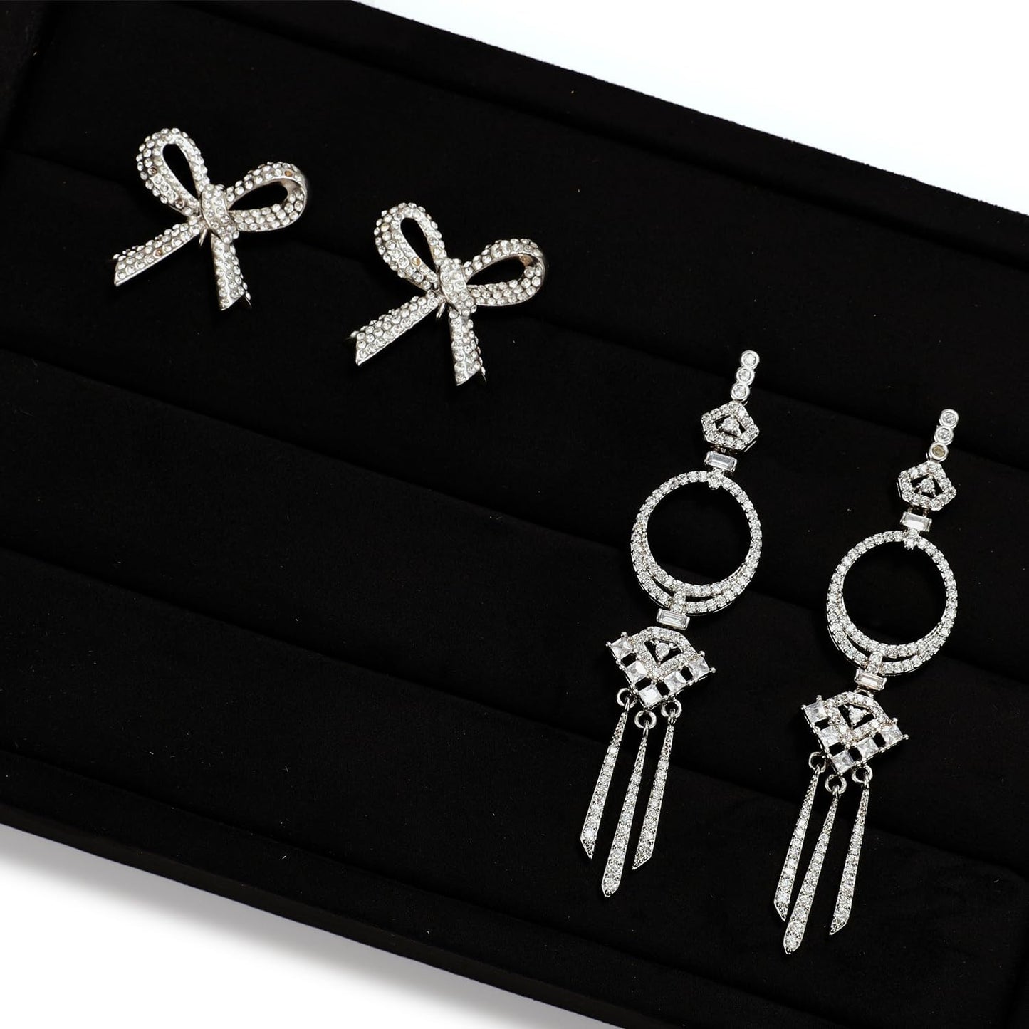 Black Velvet 3-Slots Jewelry Ring Display Tray Showcase Small Jewelry Display Organizer Tray for Rings(M)