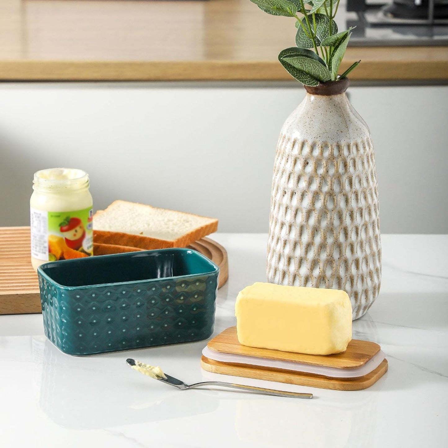 Hasense Ceramic Butter Dish with Lid, Large Butter Container for Countertop Airtight Butter Stick Covered Keeper, Embossed Pattern,Easy Clean Dishwasher Safe, Green