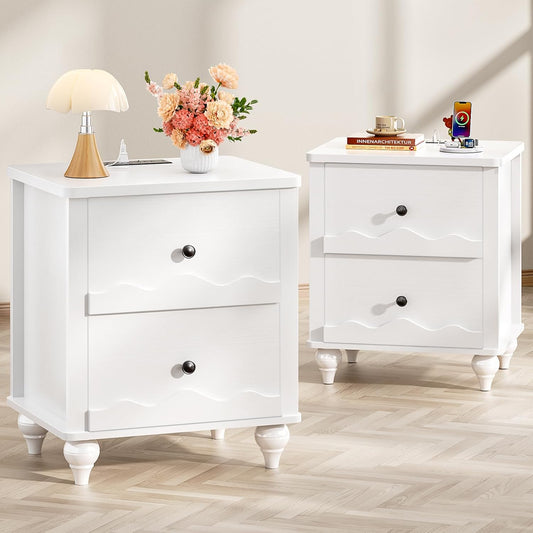 Cyclysio Nightstand Set of 2 with Charging Station, Side End Table with 2 Drawers, Modern Wood Night Stand Set 2 with Scalloped Pattern for Bedroom, Bedside Night Tables with Solid Wood Gourd Legs