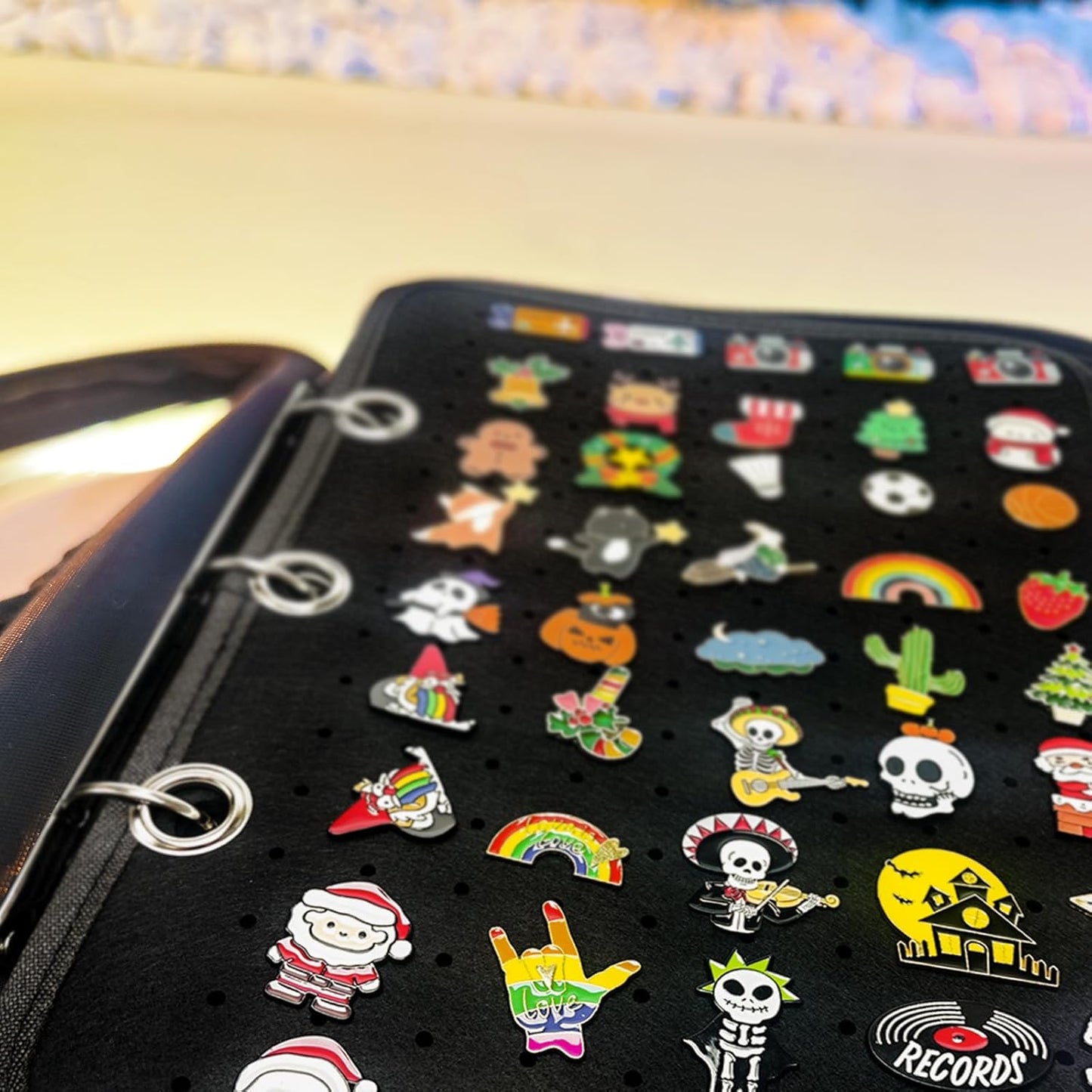6-Page Enamel Pin Display Bag - Organize Collectibles, Brooches, Medals & More (6 Black Pages + 5 Spacers)