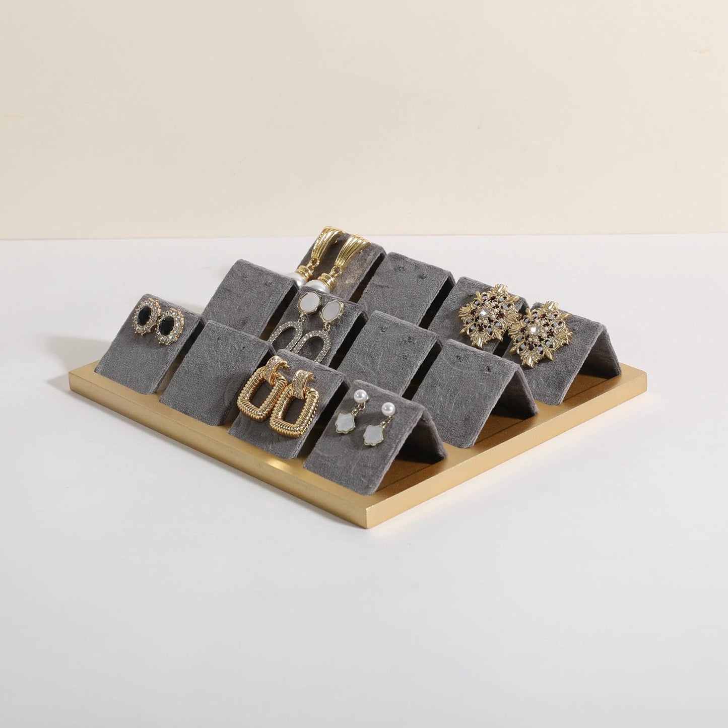 GemeShou Golden coated earring display stand for selling, velvet stud earring holder for jewelry display, Jewlery earring storage organizer tray, studs holder jewelry organizer【Earring holder-Grey】